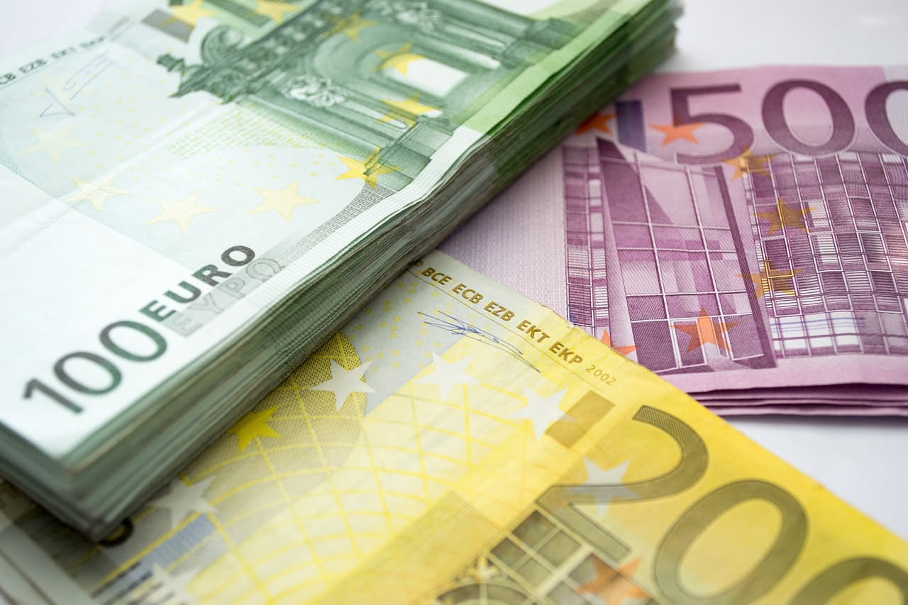 Bonus 4500 euro legge 104 INPS 2026: requisiti e novità per disabili e caregiver, supporto economico essenziale.